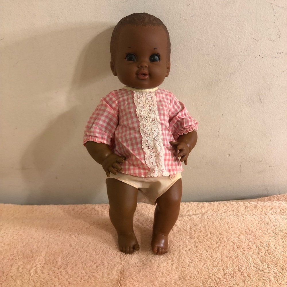 Vintage 1972 Shindana Toys 12” Drink and Wet Black Baby Doll With Outfit